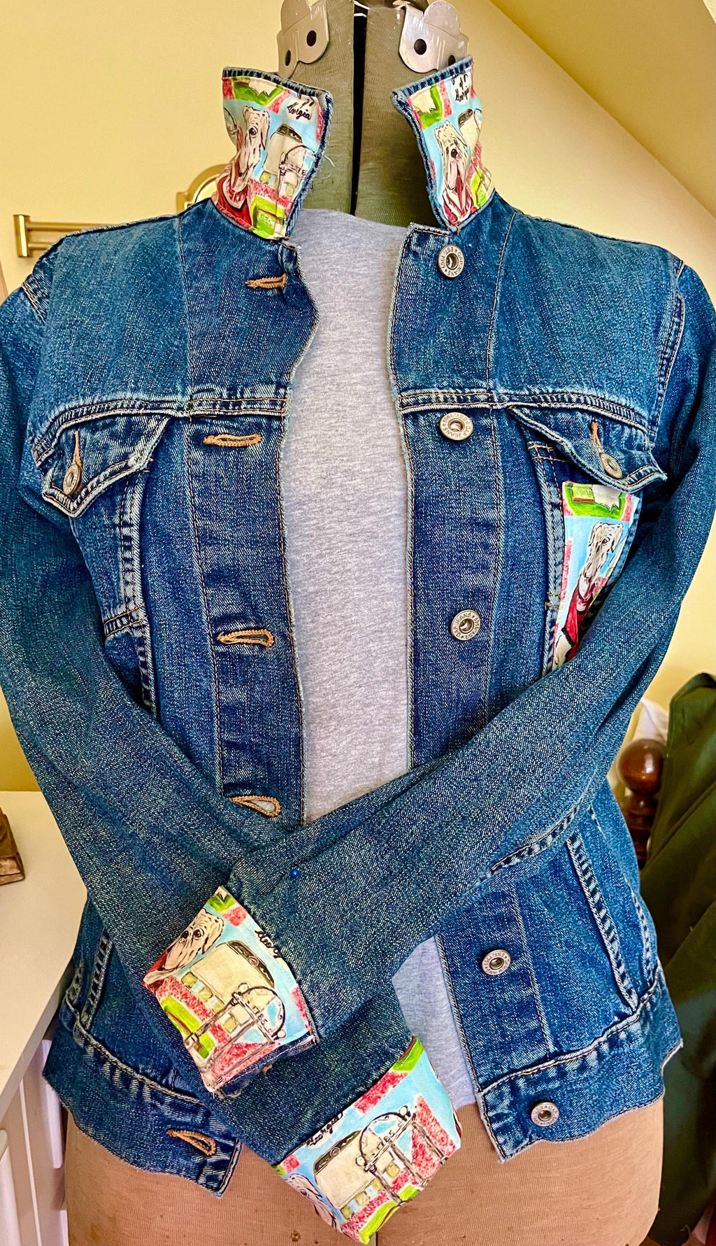 Georgia Dawgs!  The Allyson