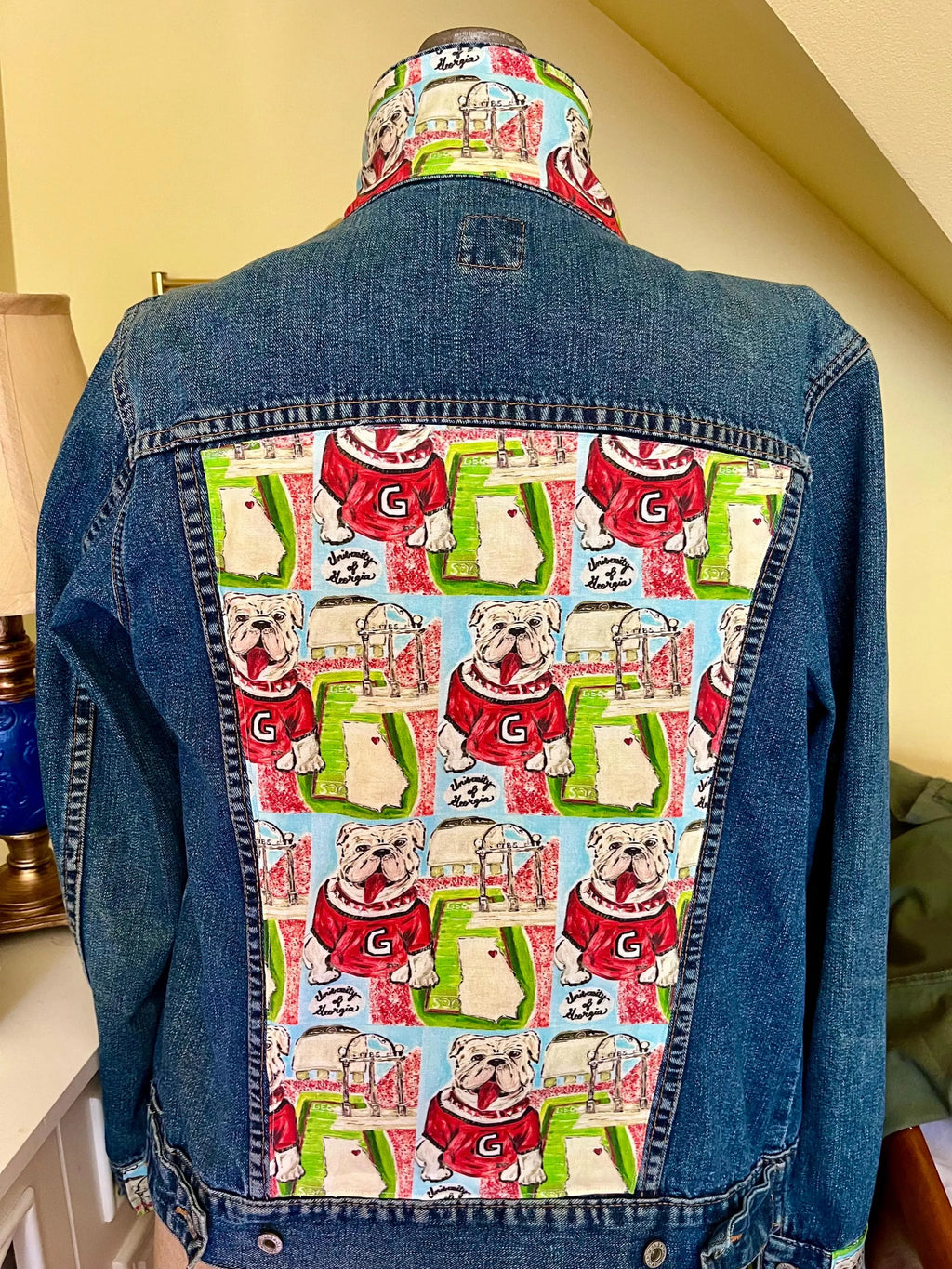 Georgia Dawgs!  The Allyson